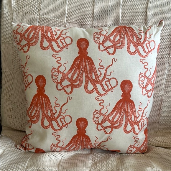 Nautical Octopus Design Pillow - Picture 1 of 2